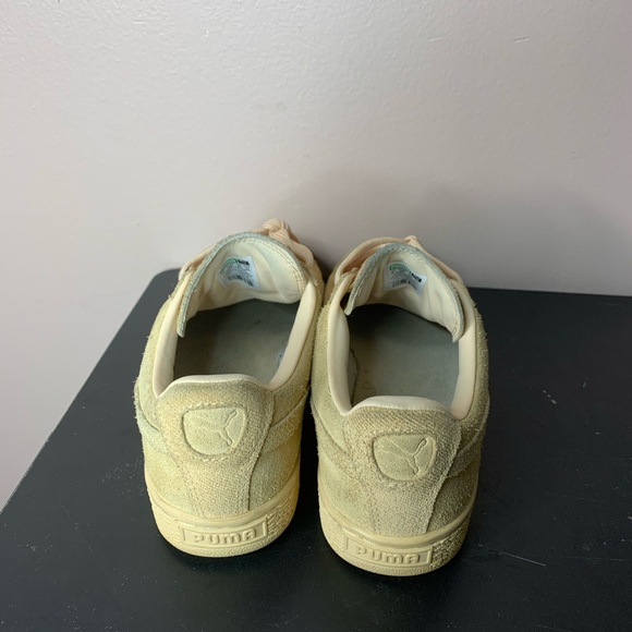 Nude Puma’s - Picture 3 of 5